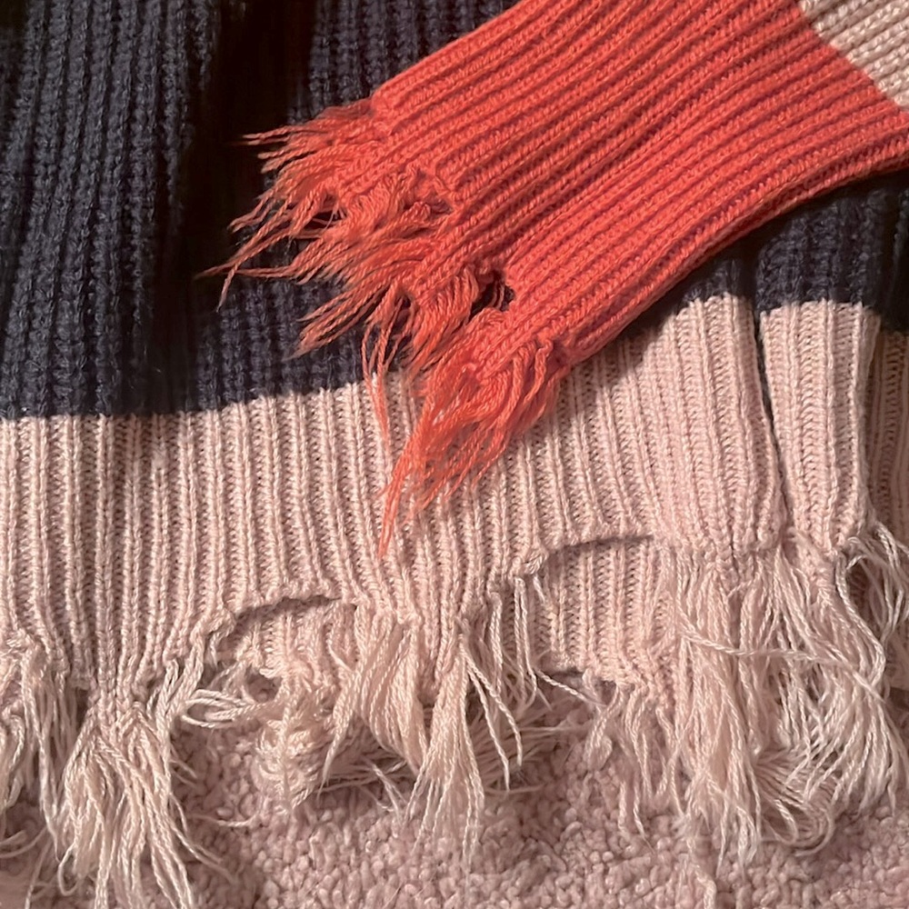 Sweater - Picture 2 of 4